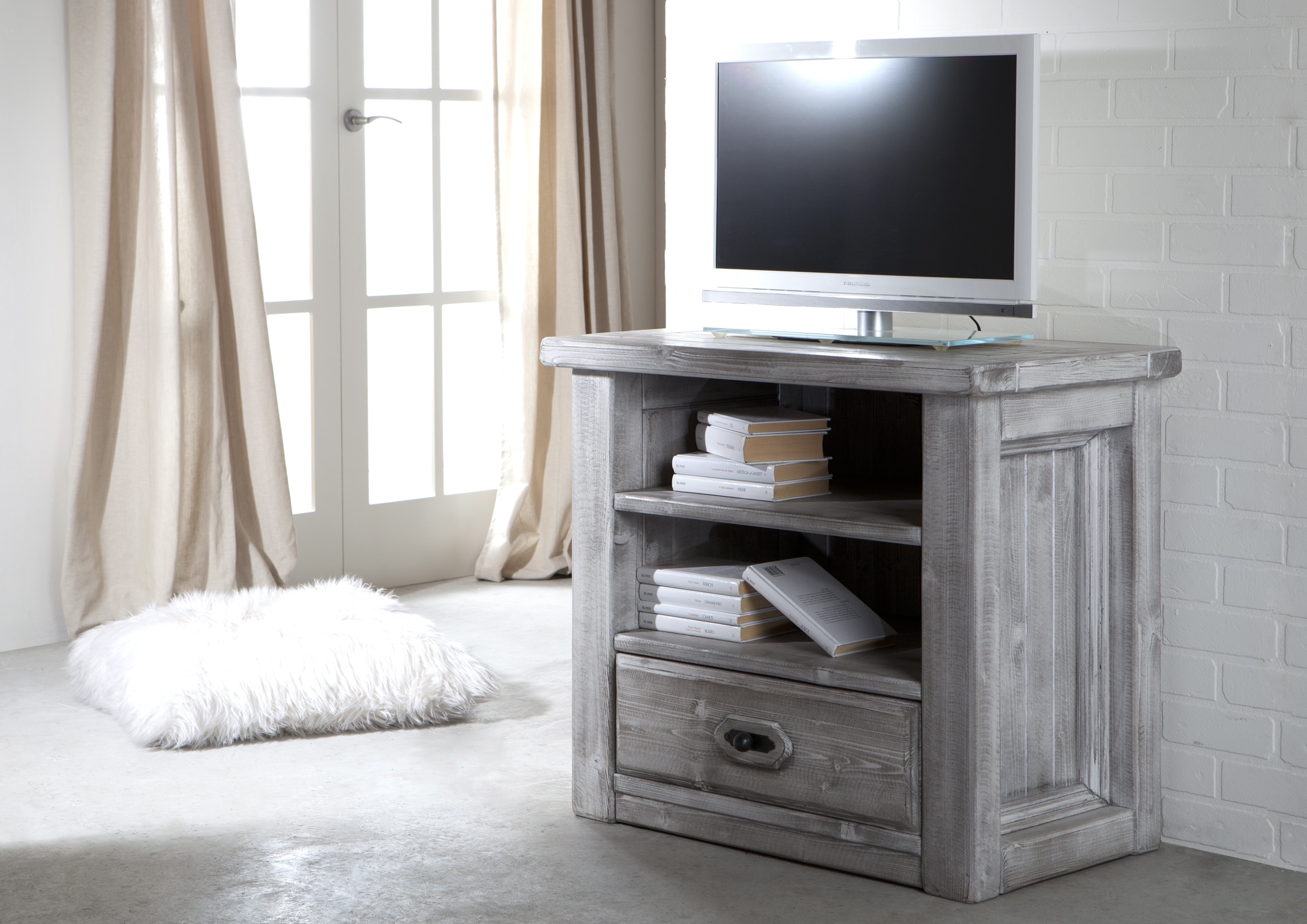 First sample avatar image